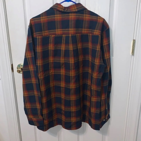 Men’s button down - Picture 3 of 3